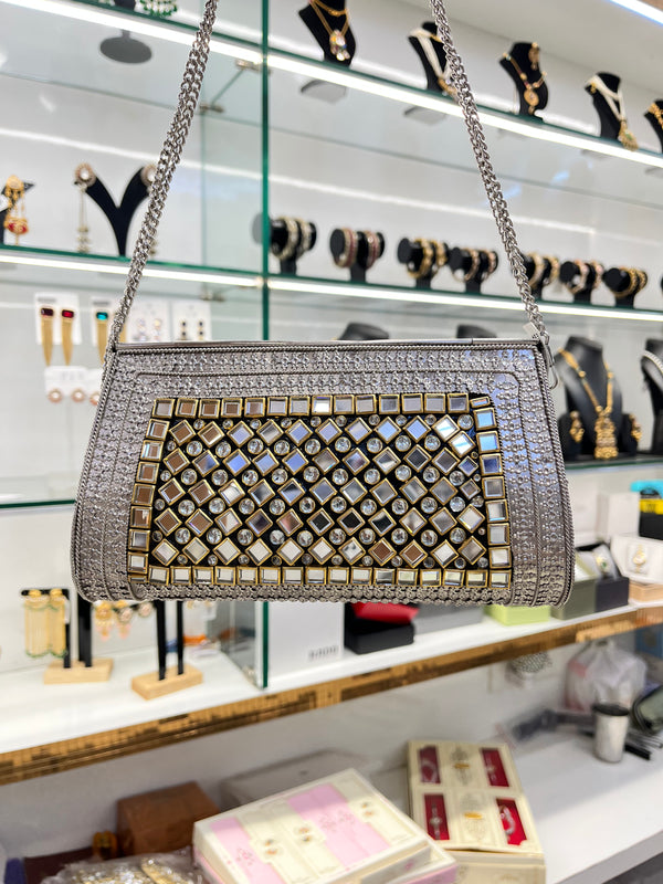 HERITAGE METAL PURSE