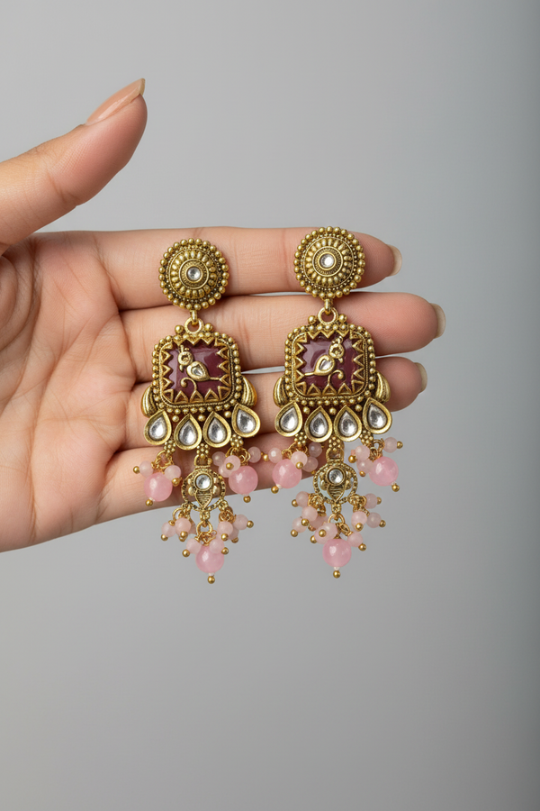 ANTIQUE EARRING