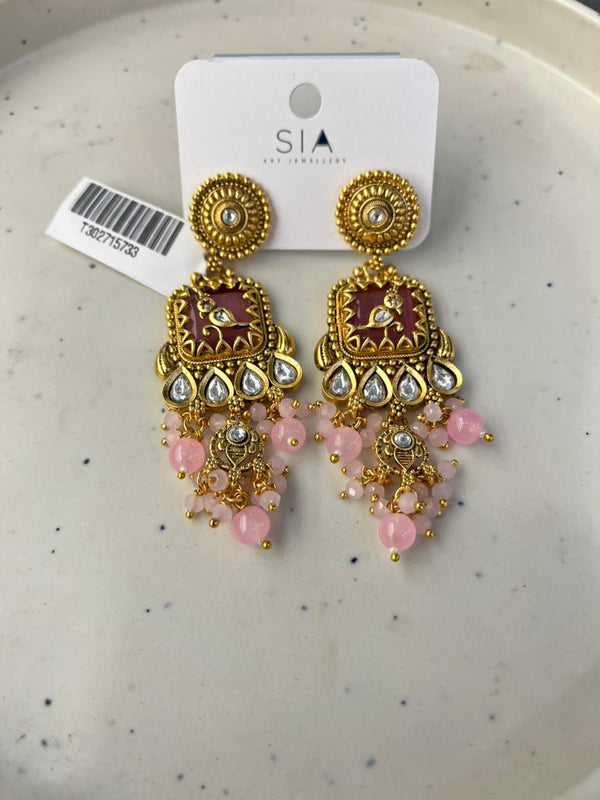 ANTIQUE EARRING