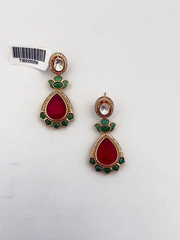 MIRA MOISSANITE EARRINGS
