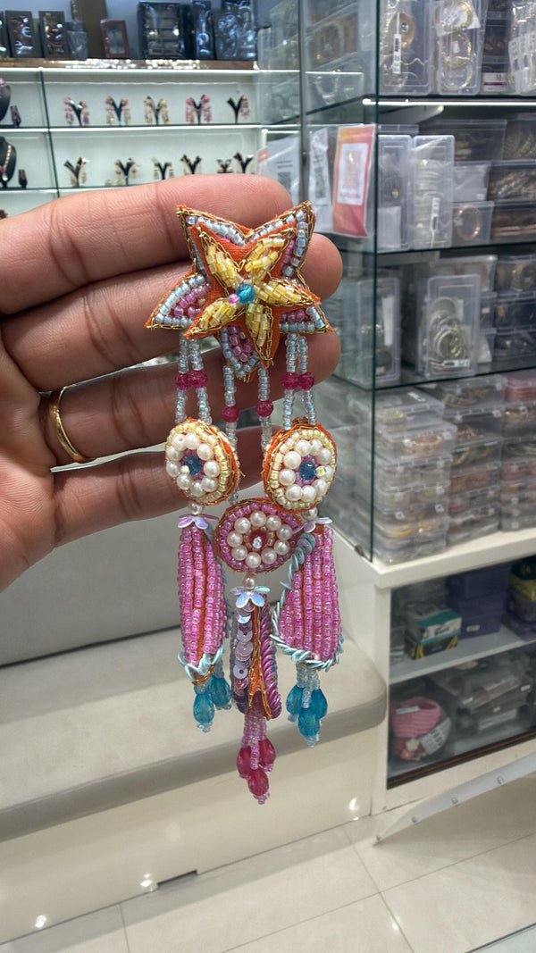 CARNIVAL EARRING